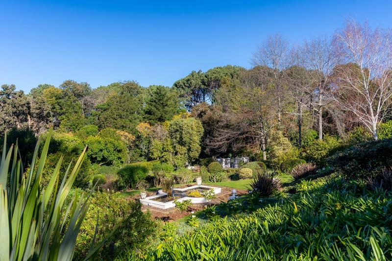 4 Bedroom Property for Sale in Constantia Western Cape